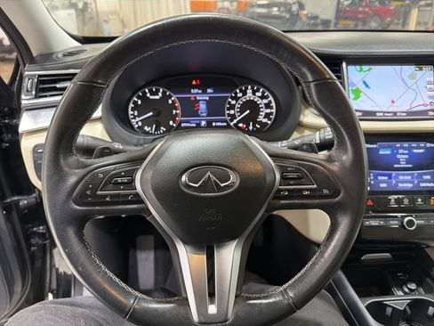 Used 2019 INFINITI QX50 Luxe w/ Navigation Package image 21