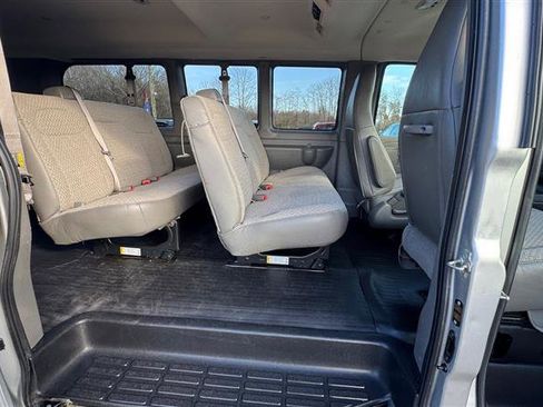 Used 2017 Chevrolet Express 2500 LS image 35