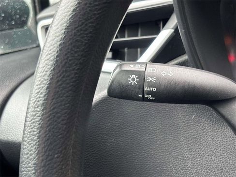 Used 2022 Toyota Corolla LE image 25