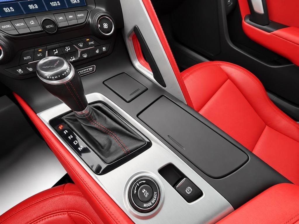 Used 2015 Chevrolet Corvette Stingray Coupe RWD image 19