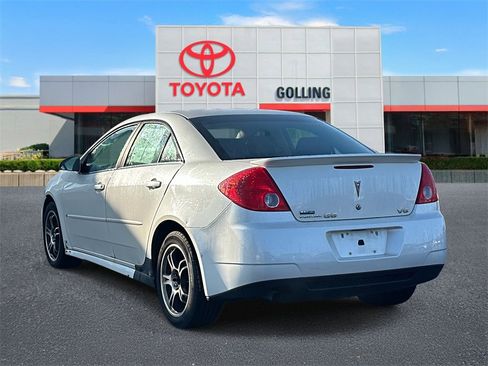 Used 2009 Pontiac G6 Sedan w/ Sport Package 2 image 4