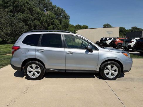 Used 2015 Subaru Forester 2.5i Premium w/ All-Weather Package AWD/4WD image 7