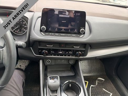 Certified 2023 Nissan Rogue SV w/ SV Premium B Package image 13