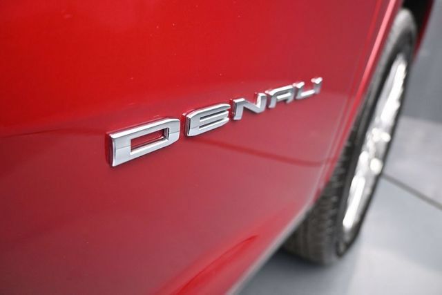 Used 2024 GMC Acadia Denali AWD/4WD image 22
