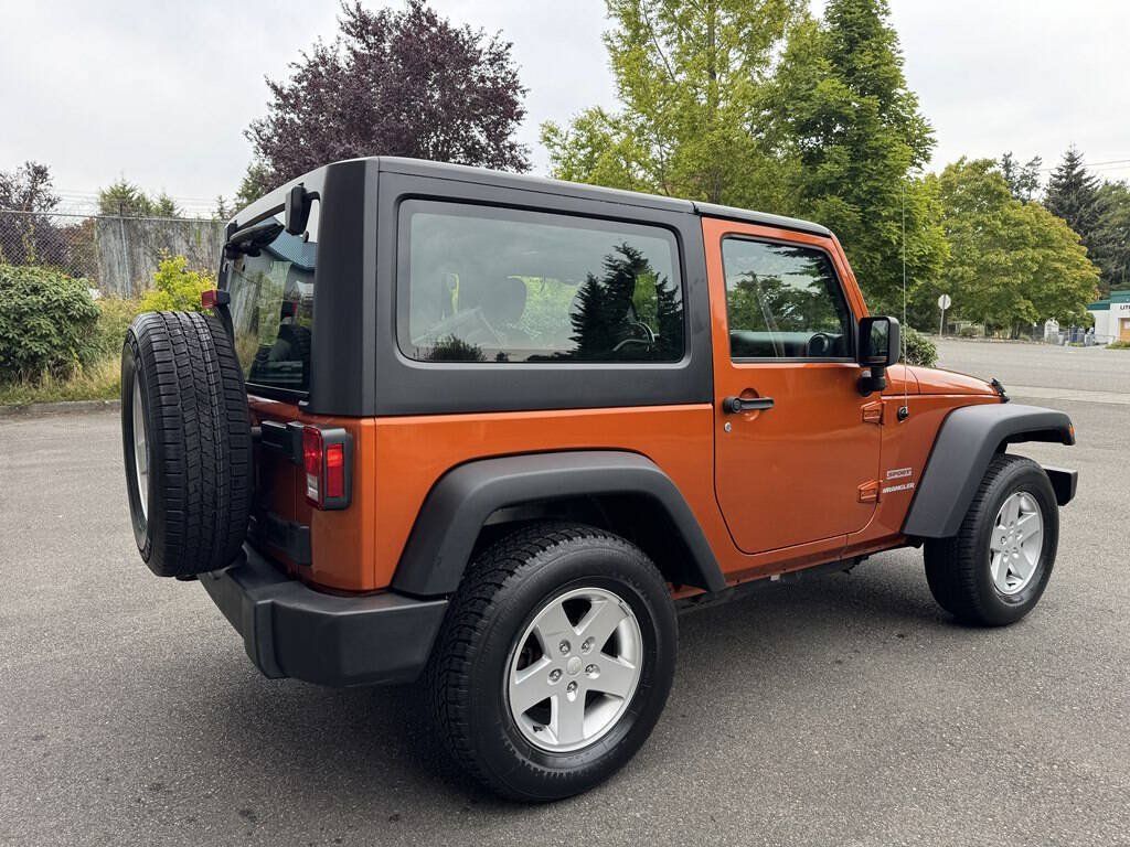 Used 2011 Jeep Wrangler Sport AWD/4WD image 3