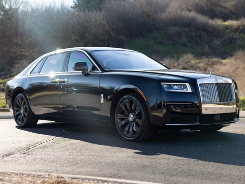 Certified 2021 Rolls-Royce Ghost Extended Wheelbase image 12