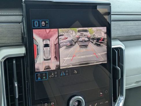 Used 2024 GMC Acadia Denali w/ Super Cruise Package image 21