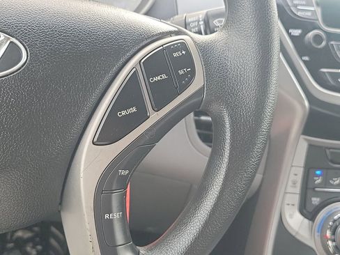 Used 2013 Hyundai Elantra GLS w/ Preferred Pkg image 34