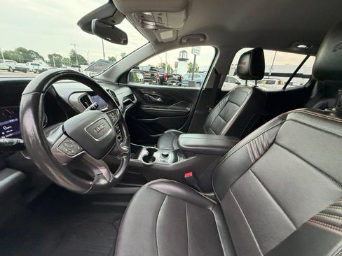 Used 2022 GMC Terrain AT4 AWD/4WD image 32