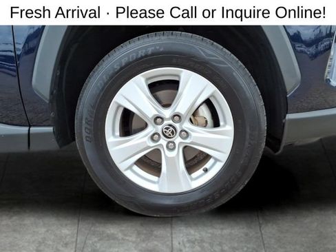 Used 2021 Toyota RAV4 XLE AWD/4WD image 9