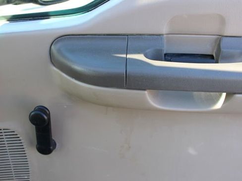 Used 2004 Ford F350 XL AWD/4WD image 26
