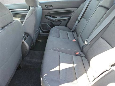 Used 2023 Nissan Altima 2.5 SV FWD image 22
