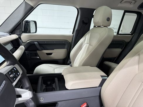 Used 2020 Land Rover Defender 110 S image 13