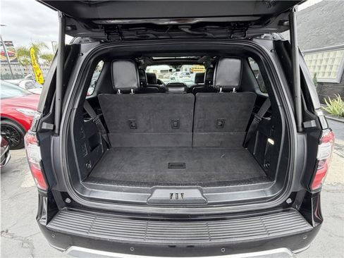 Used 2019 Ford Expedition Limited w/ Equipment Group 301A AWD/4WD image 22