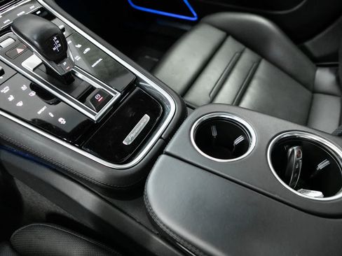 Certified 2023 Porsche Panamera RWD image 24