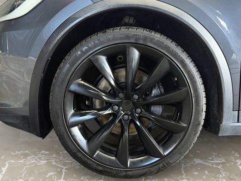 Used 2019 Tesla Model X AWD/4WD image 14