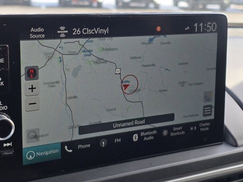 Used 2023 Honda Pilot Touring image 10