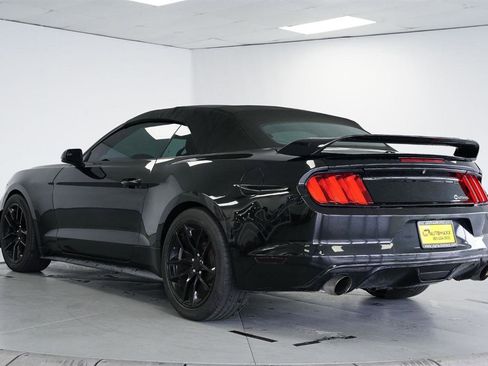 Used 2017 Ford Mustang Premium image 8