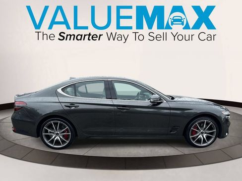 Used 2025 Genesis G70 2.5T RWD image 2
