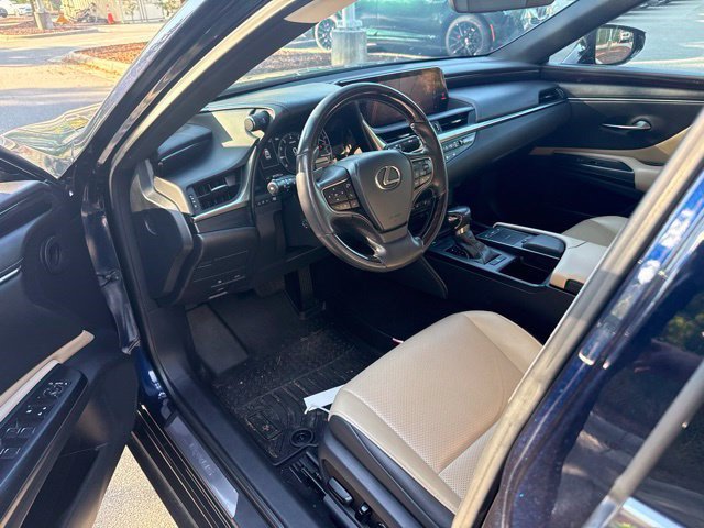 Used 2021 Lexus ES 350 w/ Premium Package FWD image 16