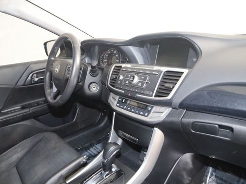 Used 2013 Honda Accord Sport image 36