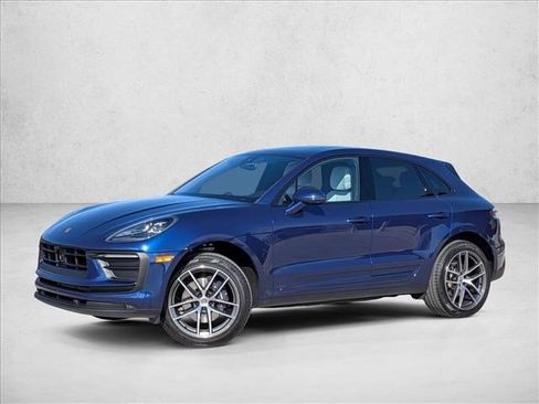 Used 2025 Porsche Macan image 1