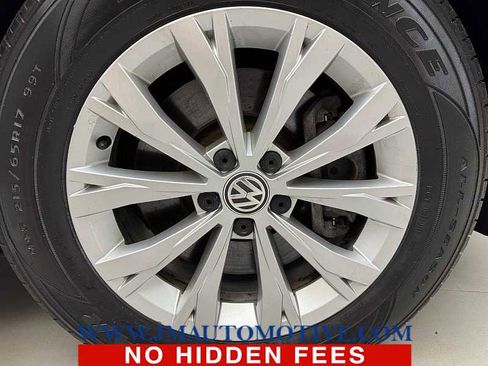 Used 2018 Volkswagen Tiguan SE FWD image 9