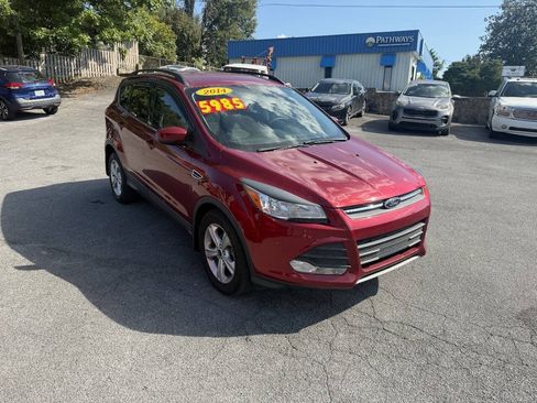 Used 2014 Ford Escape SE w/ Equipment Group 201A FWD image 4