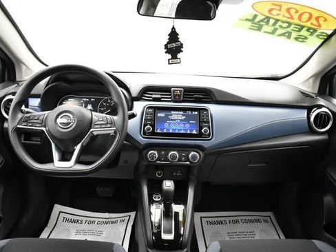 Used 2025 Nissan Versa SV FWD image 18