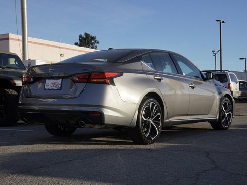 New 2025 Nissan Altima 2.5 SR image 4
