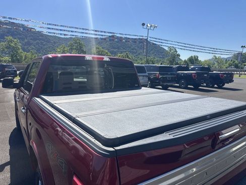 Used 2018 Ford F150 Platinum AWD/4WD image 7
