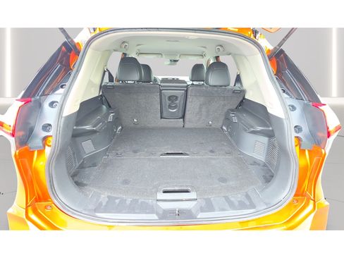 Used 2017 Nissan Rogue SL AWD/4WD image 17