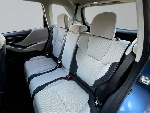 Used 2022 Subaru Forester AWD/4WD image 18