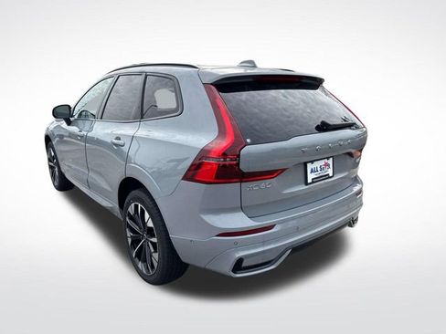 New 2026 Volvo XC60 B5 Plus w/ Climate Package image 6