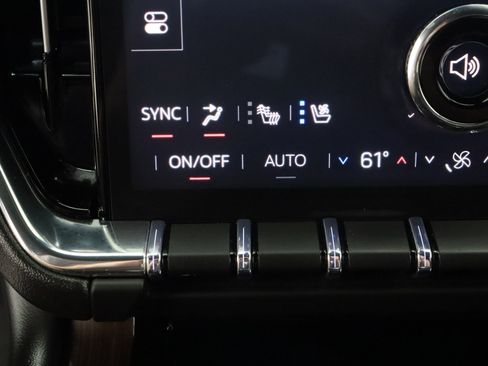 Used 2026 GMC Yukon Denali w/ Denali Reserve Package AWD/4WD image 25
