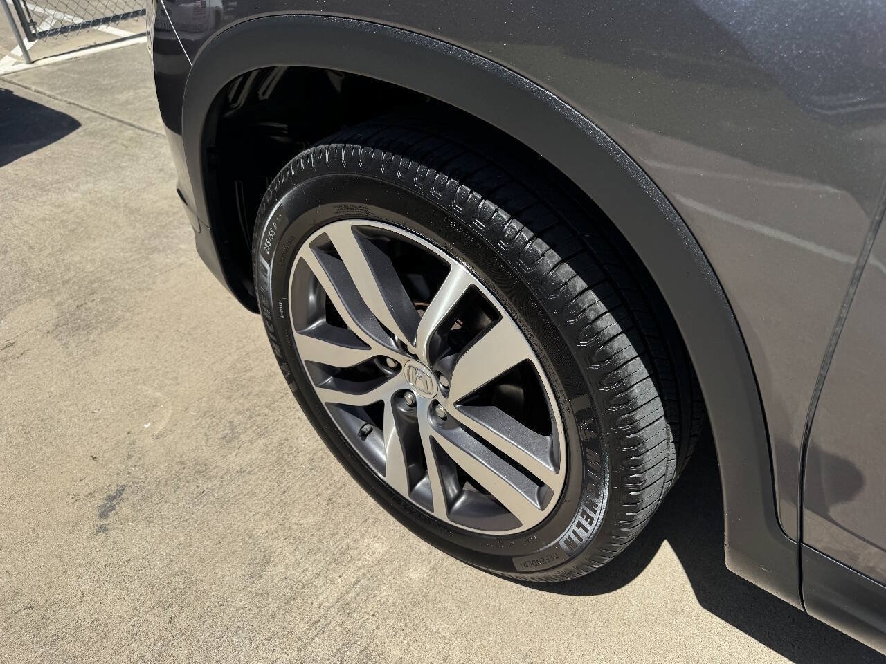 Used 2018 Honda Pilot Elite image 44