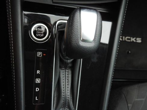 Certified 2023 Nissan Kicks SV FWD image 25