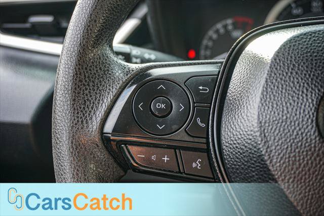 Used 2020 Toyota Corolla LE FWD image 23
