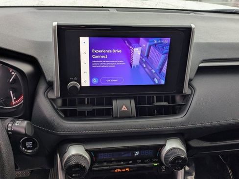 Used 2025 Toyota RAV4 XLE image 19