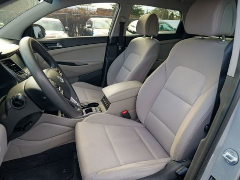 Used 2018 Hyundai Tucson SEL image 20
