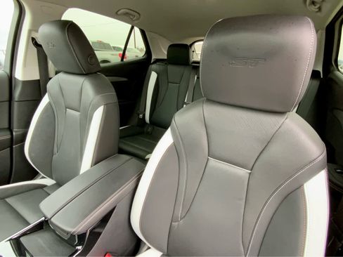 Used 2025 Buick Envision Sport Touring image 27