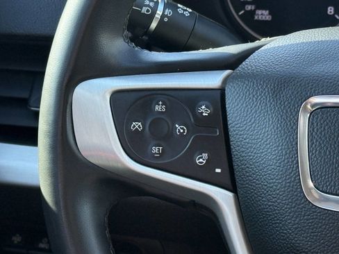 Used 2023 GMC Terrain SLT w/ Tech Package image 24