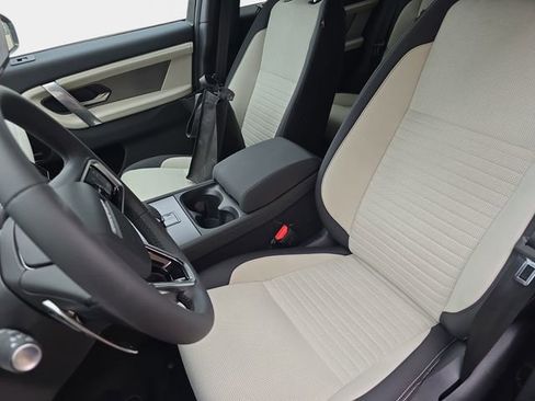 New 2025 Land Rover Discovery Sport Dynamic SE AWD/4WD image 12