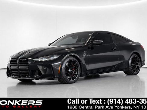 Used 2021 BMW M4 Competition w/ M Carbon Exterior Package RWD image 1