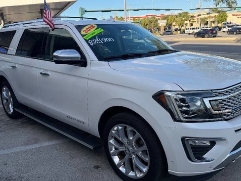 Used 2018 Ford Expedition Max Platinum image 3