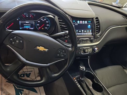 Used 2017 Chevrolet Impala LT w/ Leather Package image 10
