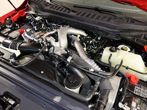 Used 2025 Ford F350 Lariat w/ Chrome Package image 34