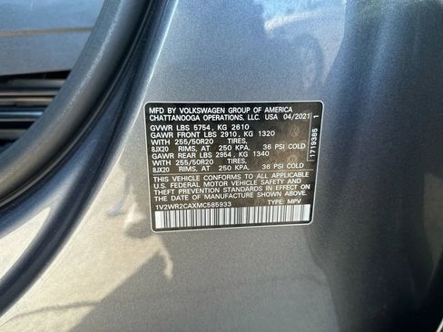 Used 2021 Volkswagen Atlas SE image 17