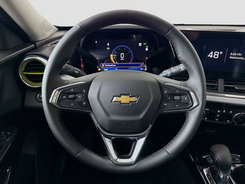 New 2026 Chevrolet Trax LT w/ Driver Confidence Package image 11