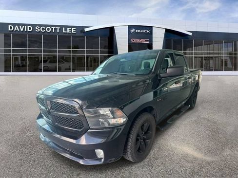 Used 2016 RAM 1500 Express w/ Black Ram 1500 Express Group RWD image 3